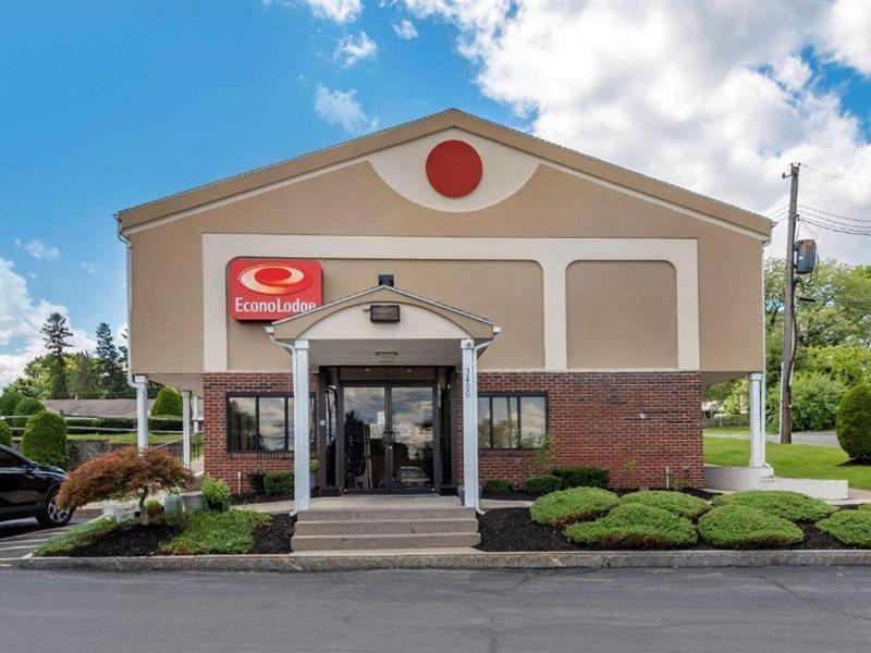 Econo Lodge Dewitt I-90 Екстер'єр фото