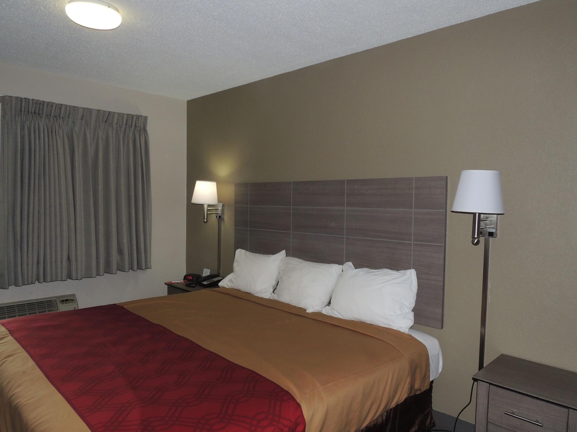 Econo Lodge Dewitt I-90 Екстер'єр фото