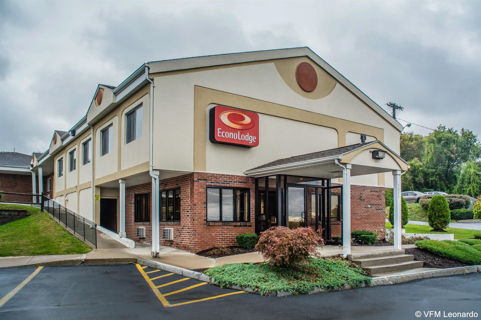 Econo Lodge Dewitt I-90 Екстер'єр фото