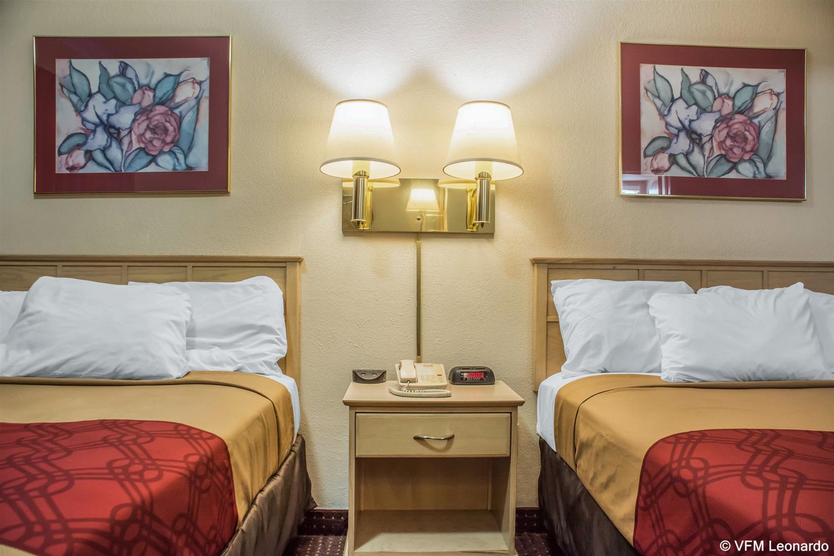 Econo Lodge Dewitt I-90 Екстер'єр фото